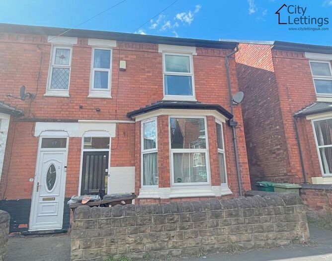 4 Bedroom Semi-Detached House To Rent In Teversal Avenue, Lenton, NG7