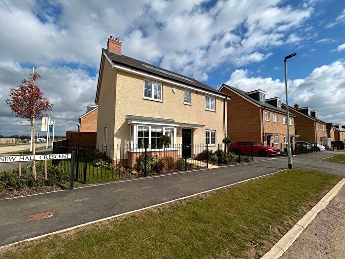 4 Bedroom Detached House For Sale In New Hall Crescent, Great Haddon, PE7