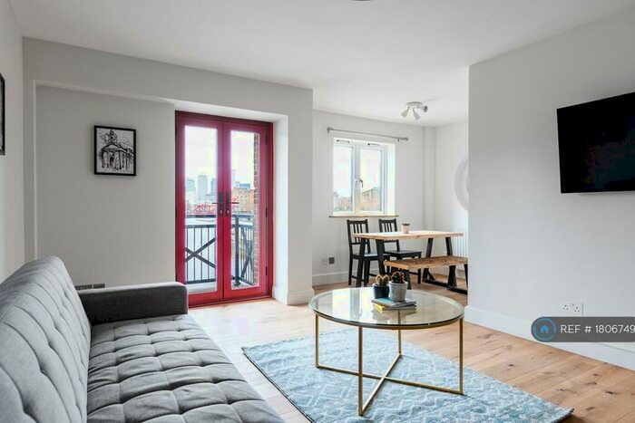 2 Bedroom Flat To Rent In Maynards Quay, London, E1W