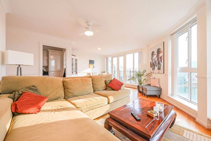 2 Bedroom Flat To Rent In Thomas More Street, Wapping, London, E1W