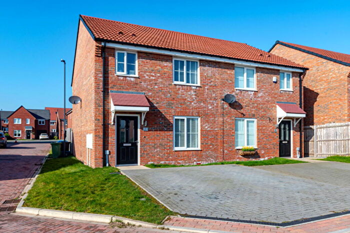 3 Bedroom Semi Detached House For Sale In Robin Way, Aiskew, Bedale, DL8