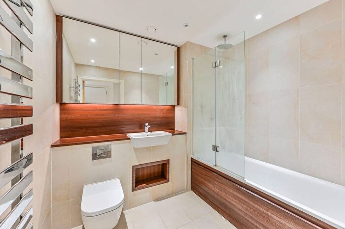 Studio To Rent In Nine Elms Point, Nine Elms, London, SW8