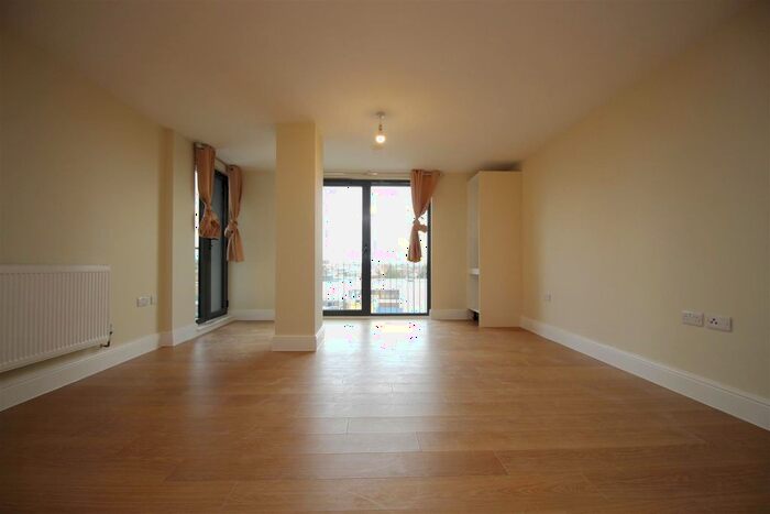 1 Bedroom Flat To Rent In Charter House, High Road, IG1