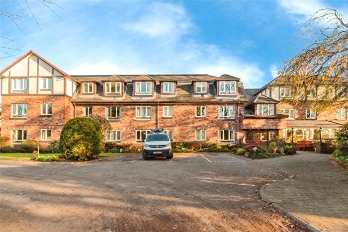 1 Bedroom Flat For Sale In Tabley Road, Knutsford, Cheshire, WA16