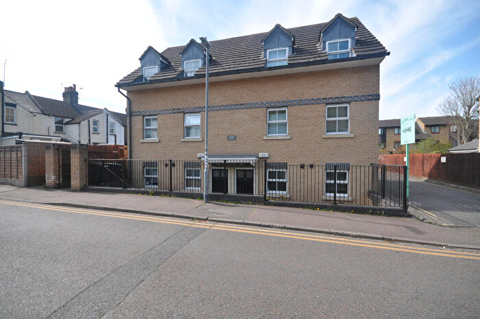 1 Bedroom Flat To Rent In Upper Bridge Road, Chelmsford, Essex, CM2