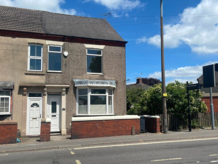 3 Bedroom Semi Detached House To Rent In Nottingham Road, Alfreton, Derbyshire, DE55
