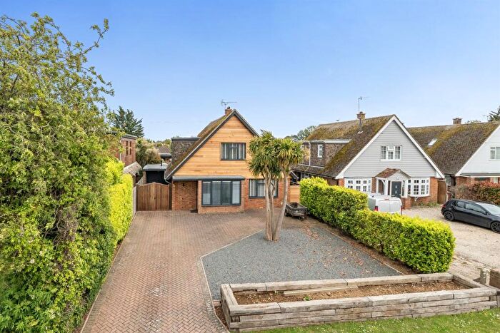 4 Bedroom Detached House To Rent In Pagham Road, Bognor Regis, PO21