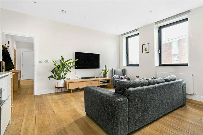 2 Bedroom Flat To Rent In London Road, Isleworth, TW7