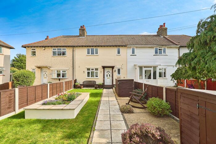 2 Bedroom Terraced House For Sale In Meadow Road, Barking, IG11