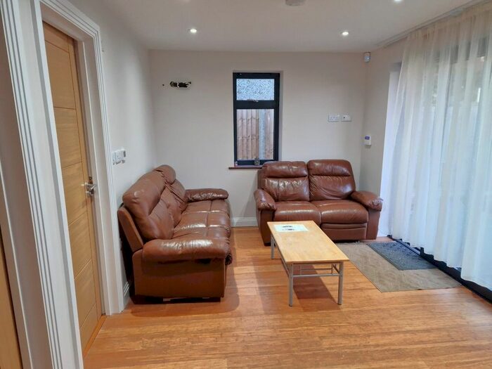 1 Bedroom Flat To Rent In Grant Road, Wealdstone, Harrow, HA3