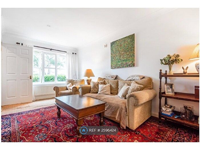 3 Bedroom Terraced House To Rent In Ashmore Close, London, SE15