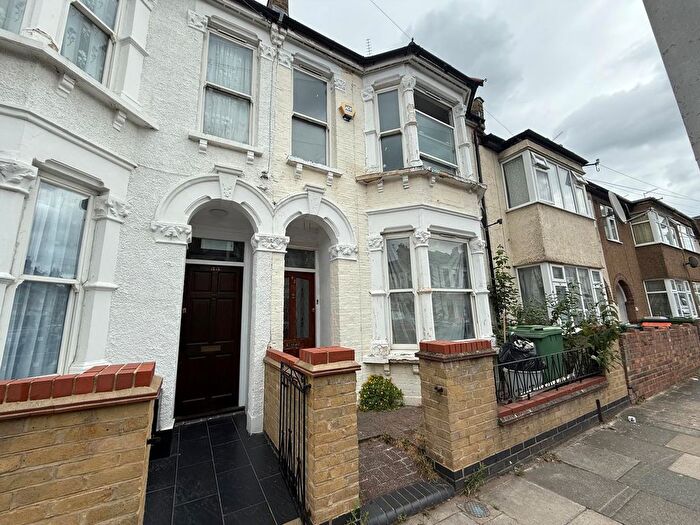 5 Bedroom Semi-Detached House To Rent In Skelton Road, London, E7
