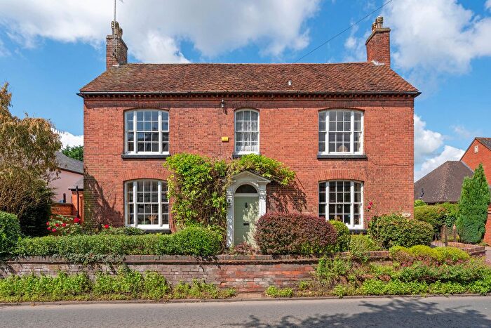 3 Bedroom Detached House For Sale In Main Road Ombersley Droitwich, Worcestershire, WR9