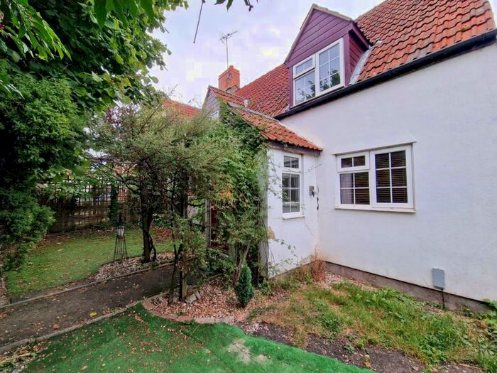 3 Bedroom Semi-Detached House To Rent In School Lane, Whitminster, Gloucester, GL2