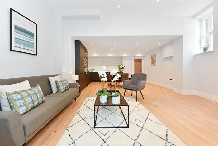 2 Bedroom House For Sale In Rutland Mews, St John's Wood, NW8