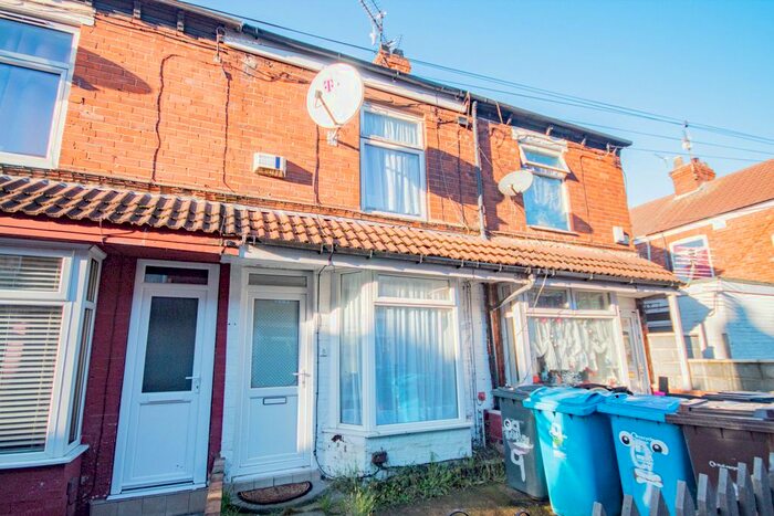 2 Bedroom Terraced House To Rent In Floral Avenue, Rensburg Street, Hull HU9