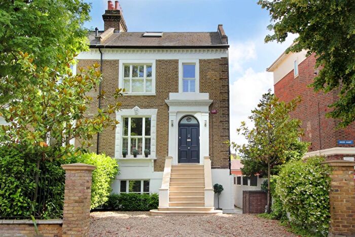 1 Bedroom Flat To Rent In The Grove, W5