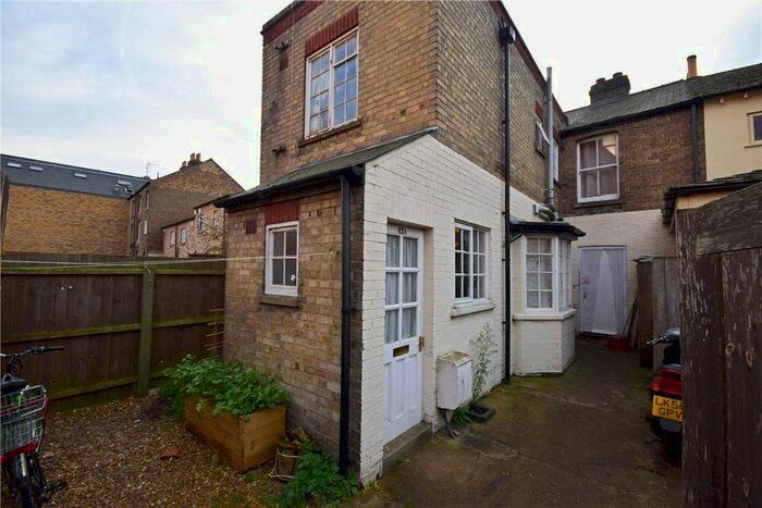 2 Bedroom Flat To Rent In Castle Street, Cambridge, CB3