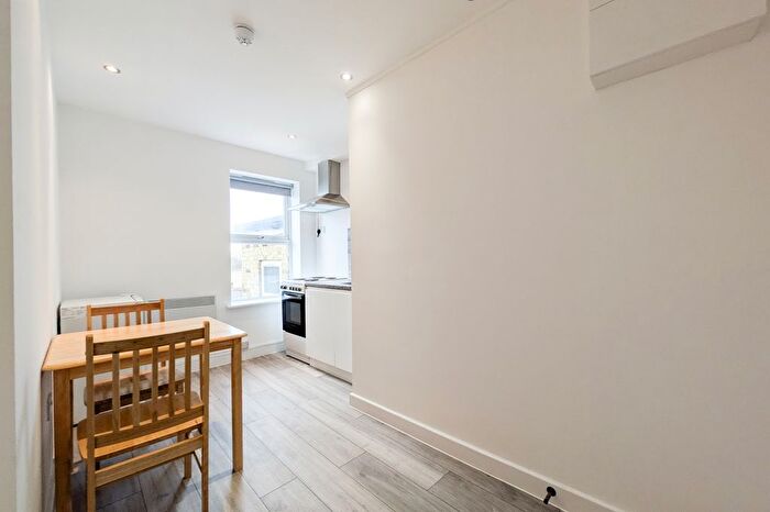1 Bedroom Flat To Rent In Trafalgar Road, London, SE10
