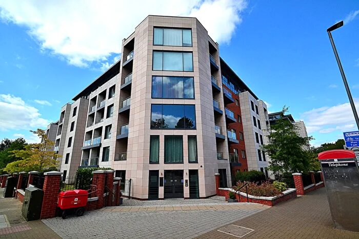 1 Bedroom Flat To Rent In Putney Hill, Putney, SW15