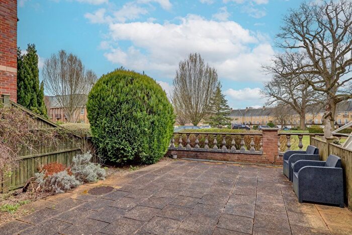 3 Bedroom Flat For Sale In De Havilland Drive, Hazlemere, High Wycombe, Buckinghamshire, HP15