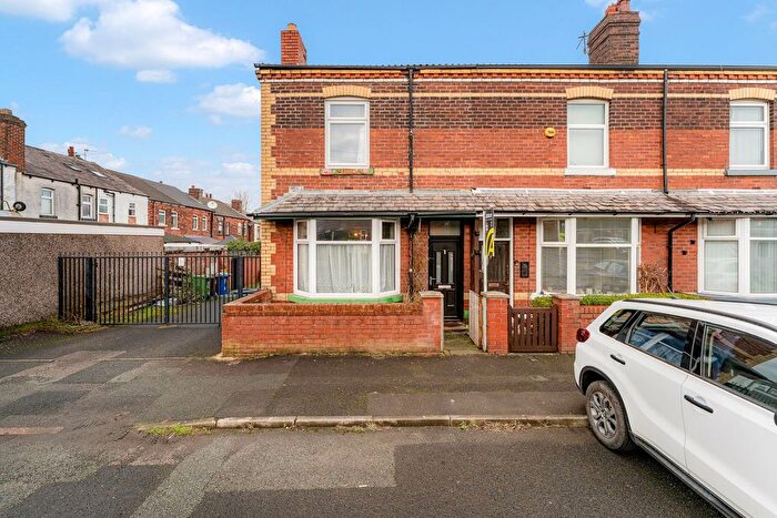 3 Bedroom End Of Terrace House For Sale In Lily Place, Ashton-In-Makerfield, WN4