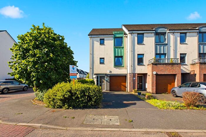 3 Bedroom Terraced House For Sale In Kenley Road, Renfrew, PA4