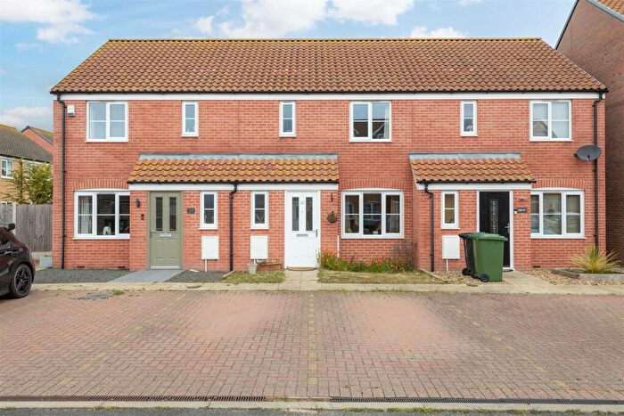 3 Bedroom House For Sale In Darnell Close, Bradwell, Great Yarmouth, NR31