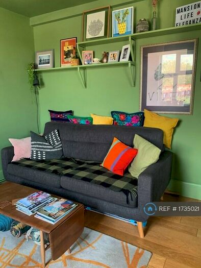 2 Bedroom Flat To Rent In Well Street, London, E9