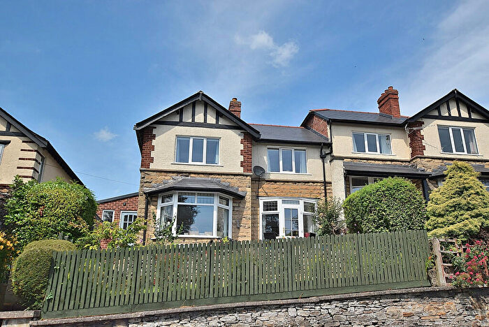 3 Bedroom Semi-Detached House For Sale In Reeth Road, Richmond, DL10