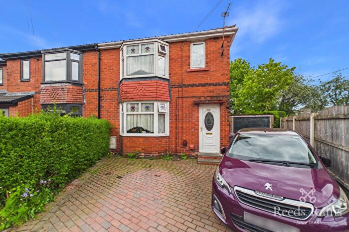 3 Bedroom Semi-Detached House For Sale In Reasby Avenue, Ravenfield, Rotherham, South Yorkshire, S65