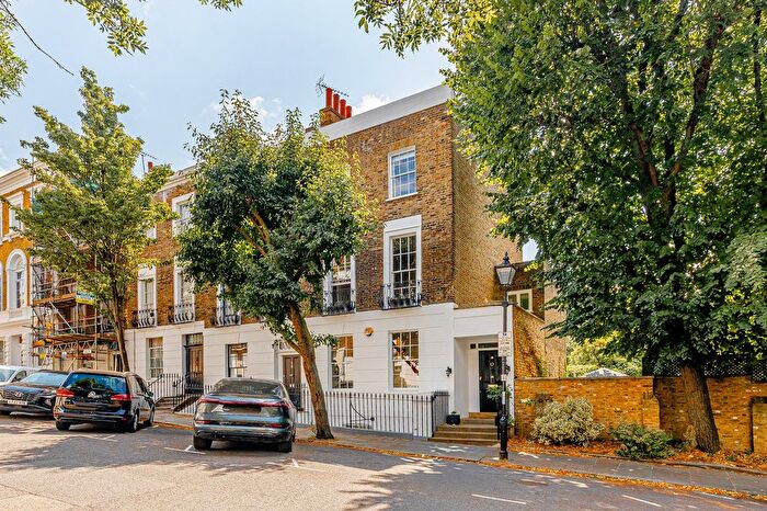 4 Bedroom End Of Terrace House To Rent In Great Percy Street, London, WC1X