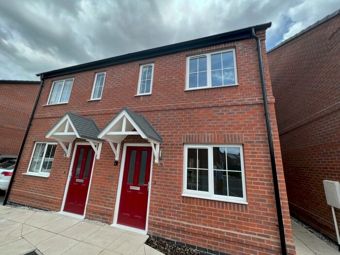 2 Bedroom House To Rent In Lathkill Drive, Ashbourne, DE6