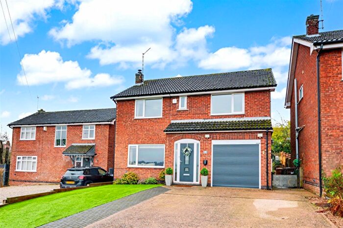 4 Bedroom Detached House For Sale In Blake Close, Arnold, Nottingham, NG5