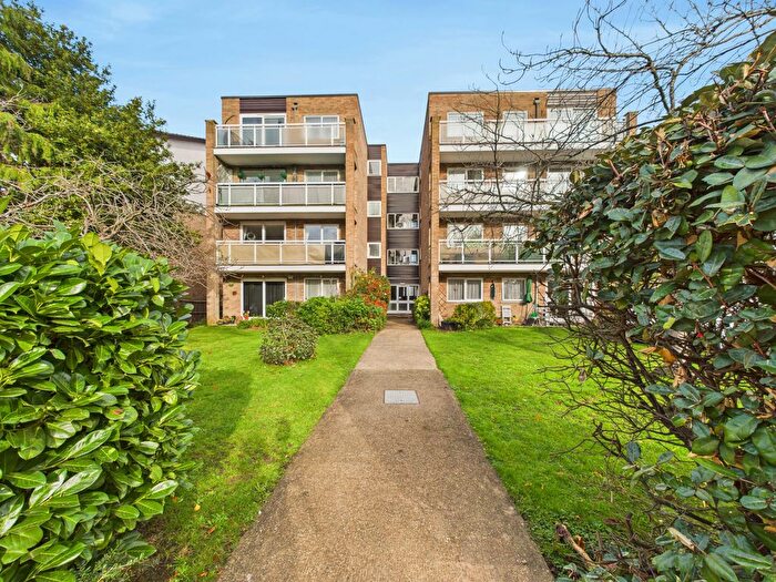 1 Bedroom Flat To Rent In St. Merryn Court, Brackley Road, Beckenham, Kent, BR3