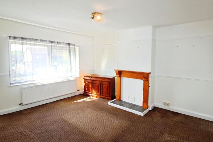 2 Bedroom Flat To Rent In Gamull Lane, Ribbleton, Preston, PR2