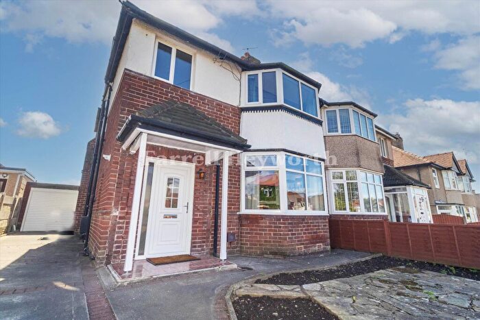 4 Bedroom House For Sale In Balmoral Road, Morecambe, LA4