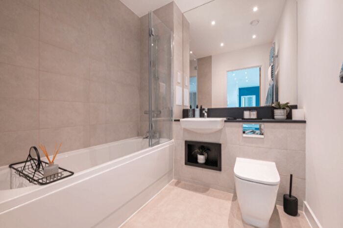 4 Bedroom Flat For Sale In So Resi Wembley Park, HA9