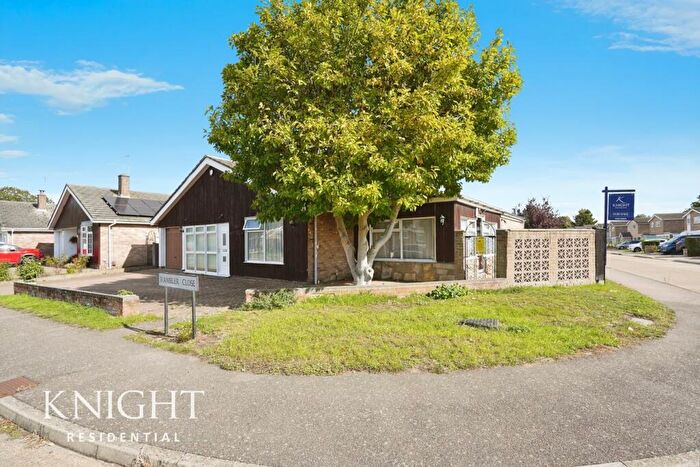 3 Bedroom Detached Bungalow For Sale In Rambler Close, Stanway, Colchester, CO3