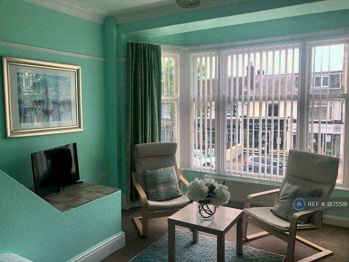 Studio To Rent In Madoc Street, Llandudno, LL30