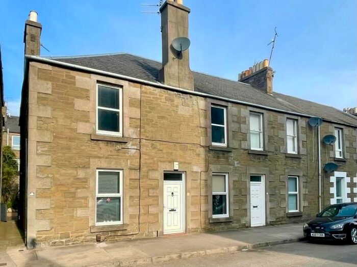 1 Bedroom Flat To Rent In B, St. Vincent Street, Broughty Ferry, Dundee, DD5