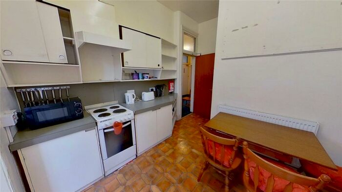 3 Bedroom Apartment To Rent In Spottiswoode Street, Marchmont, Edinburgh, EH9