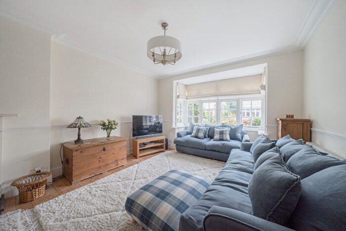 6 Bedroom Detached House For Sale In Kings Drive, Thames Ditton, KT7