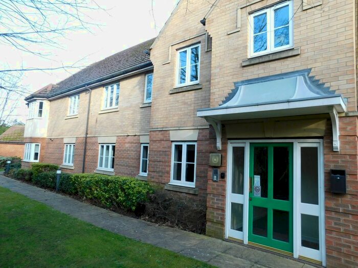 2 Bedroom Flat To Rent In Regal Place, Woodston, Peterborough PE2