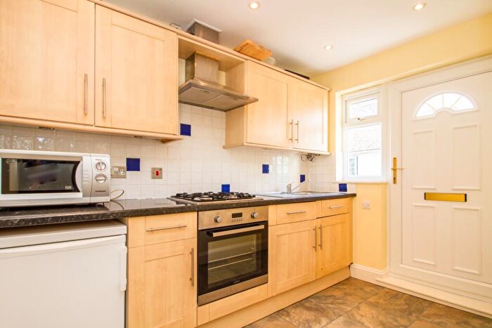 1 Bedroom Flat To Rent In Godstow Road, Wolvercote, OX2