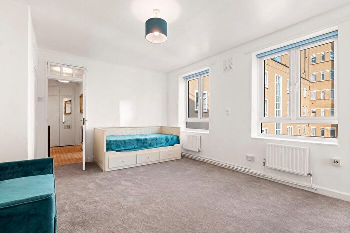 Studio To Rent In John Aird Court, Paddington, W2