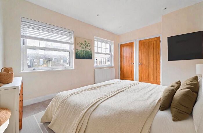 2 Bedroom End Of Terrace House For Sale In Viscount Mews, Chislehurst, Kent, BR7