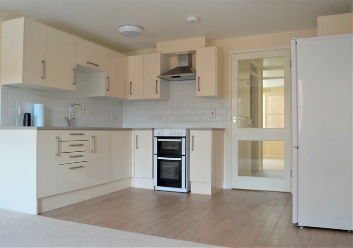 2 Bedroom Apartment To Rent In Turner Street, Ramsgate, CT11