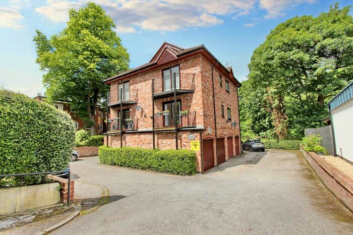 3 Bedroom Flat For Sale In Flat, Oakleigh, St Anns Road, Prestwich, M25
