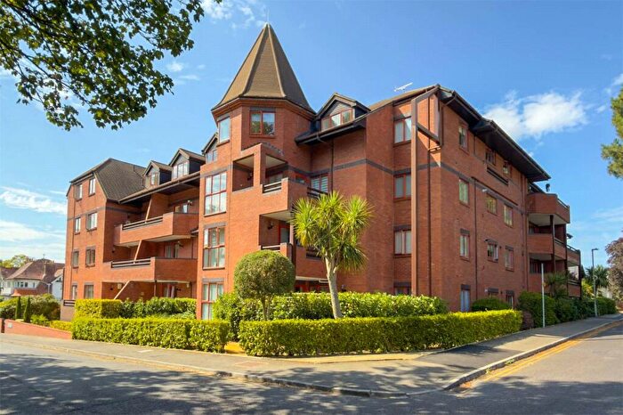 2 Bedroom Apartment For Sale In The Esplanade, Canford Cliffs, Poole, Dorset, BH13